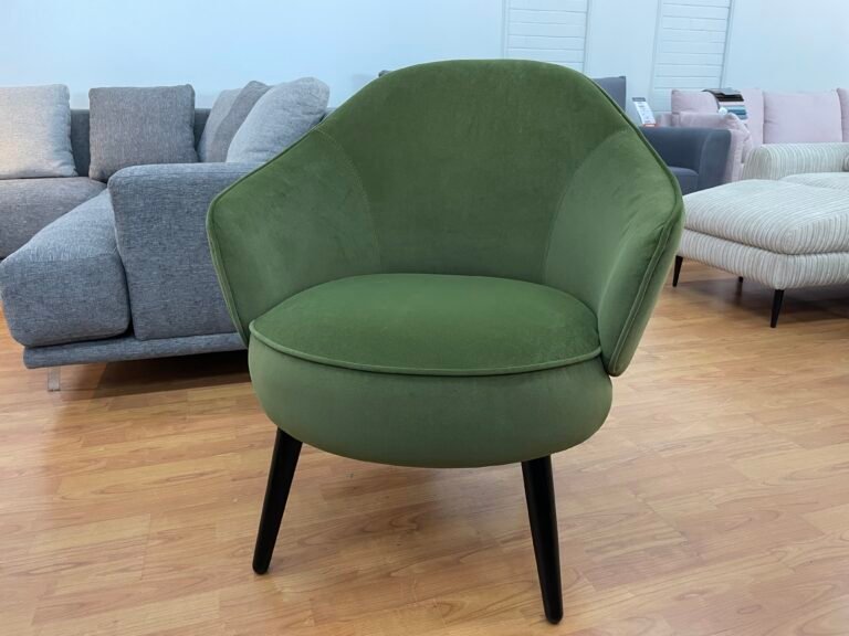 Armchair Victoria