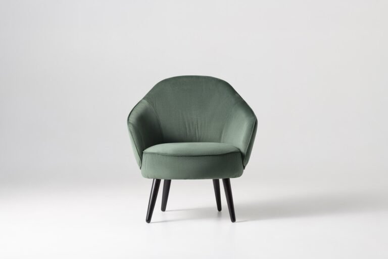 Armchair Victoria