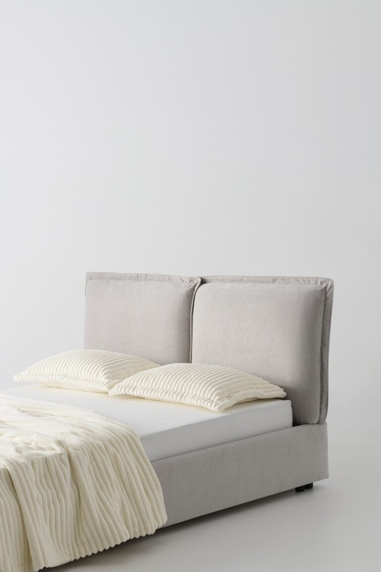 Bed Valencia New
