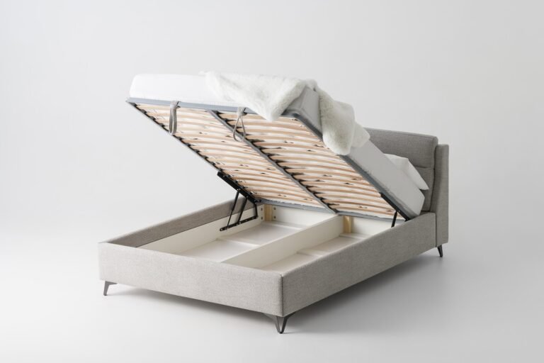 Bed Emily