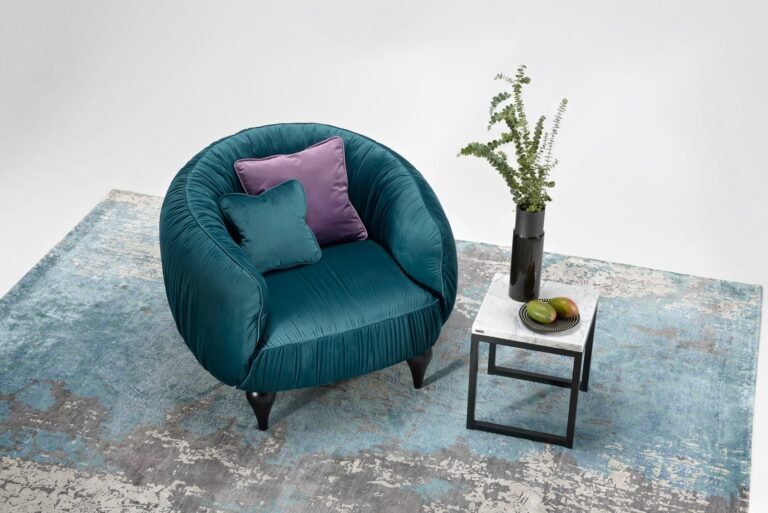 Armchair Club