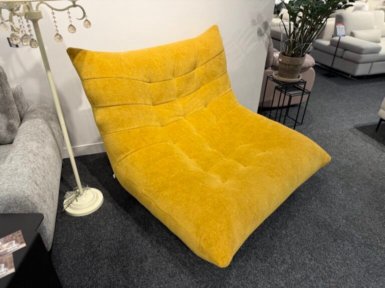 Armchair Каро